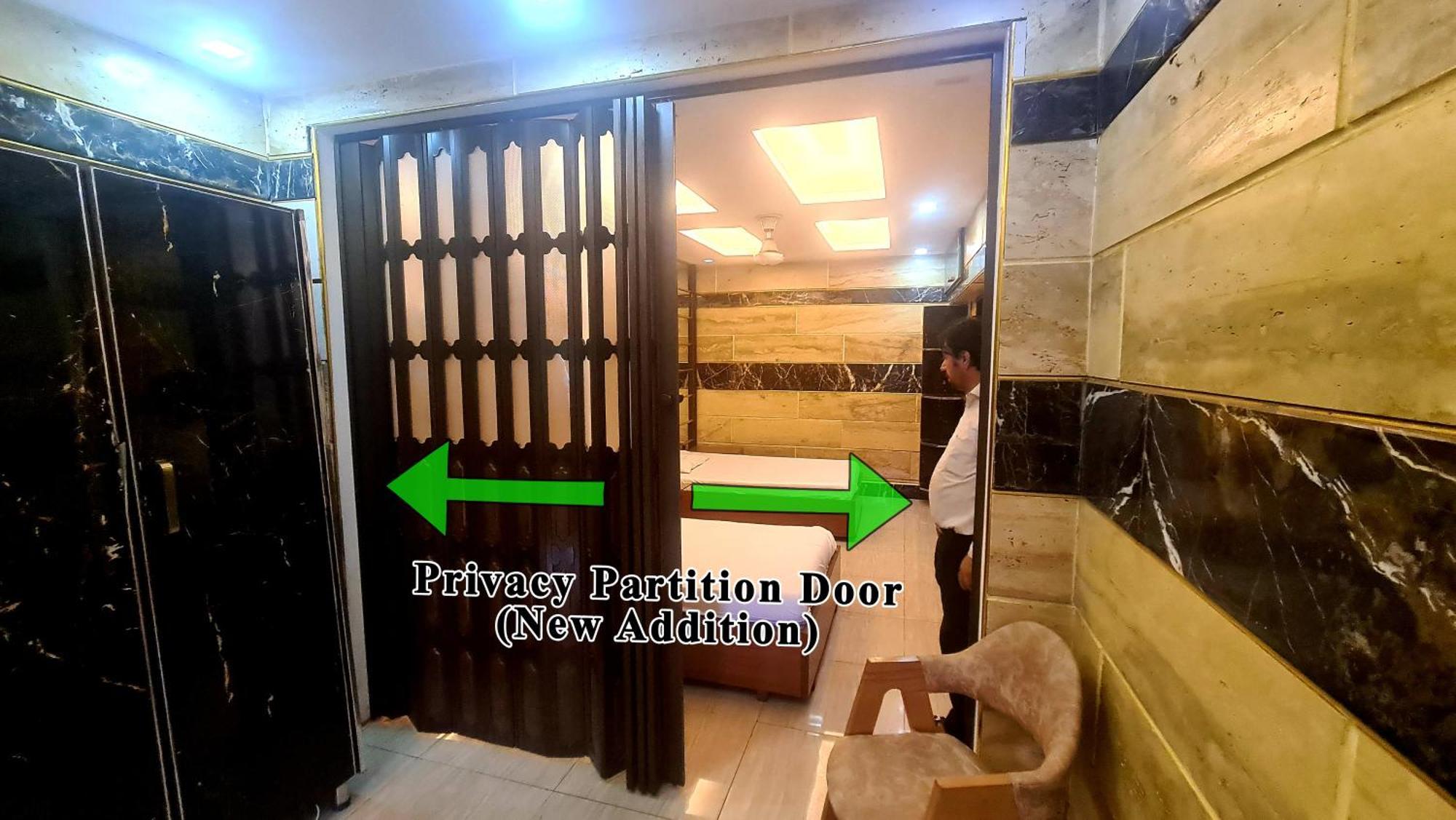 Smart Apartments & Hotel Lahore Ngoại thất bức ảnh