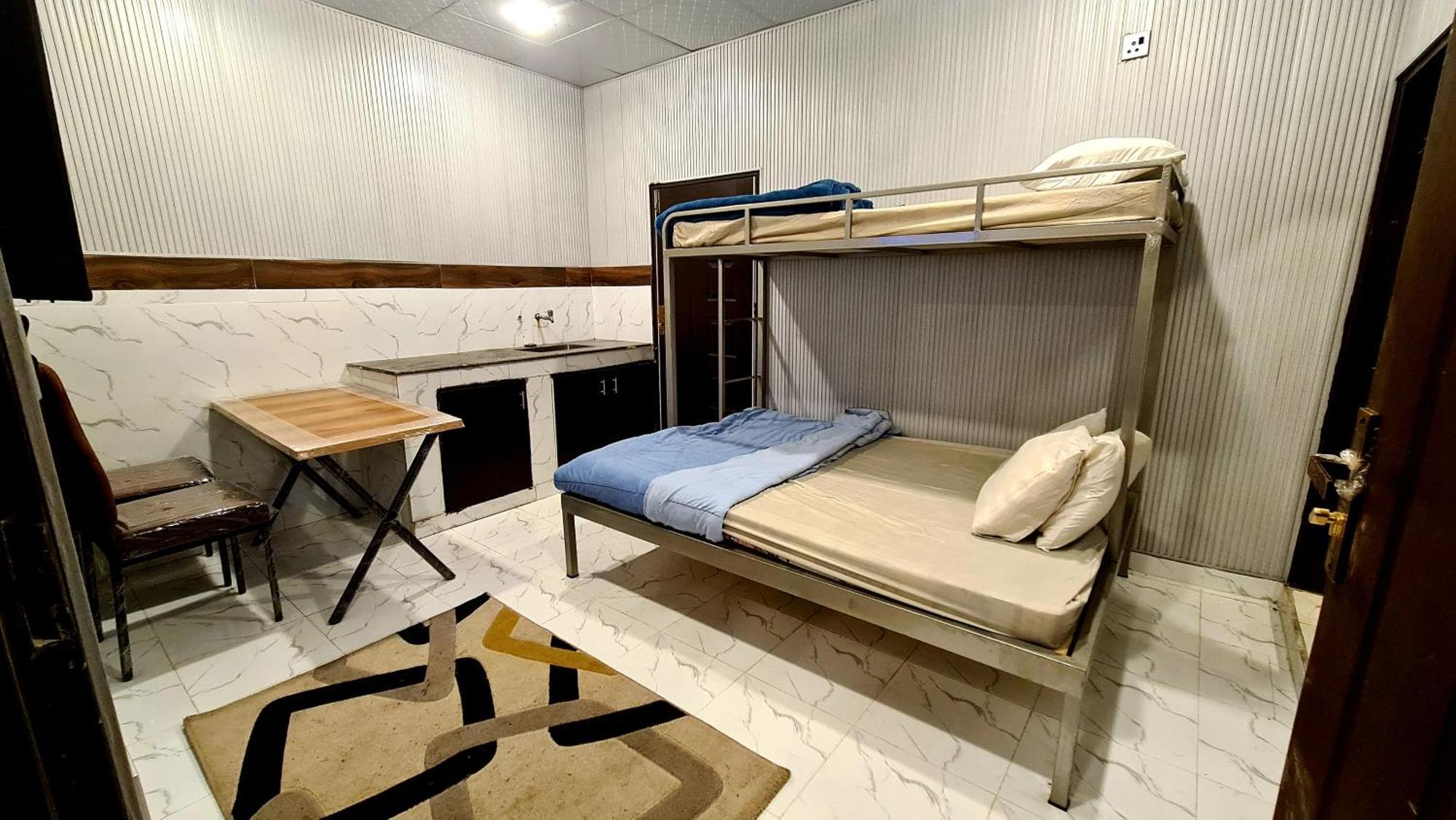 Smart Apartments & Hotel Lahore Ngoại thất bức ảnh